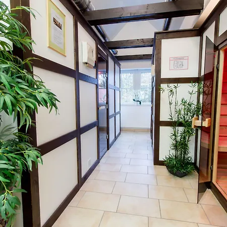 מלון Golfpark Gut Dueneburg 3*