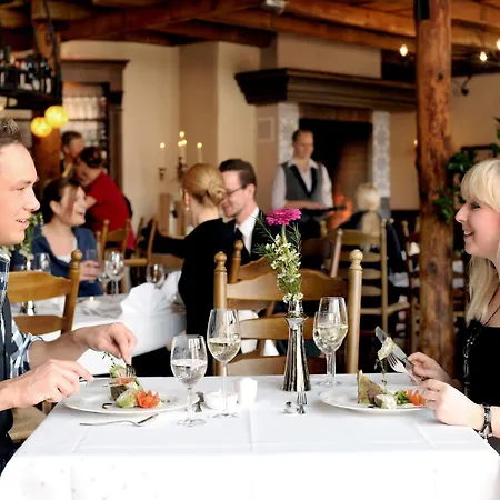 מלון Golfpark Gut Dueneburg